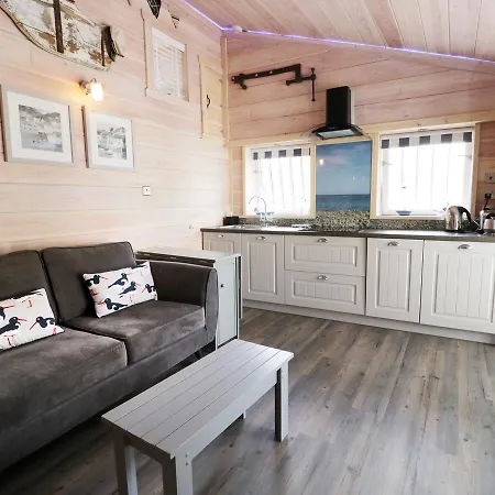 Old Joiners Shop * Staithes